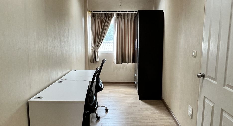 Reihenhaus zur Miete mit 3 Zimmer in Pak Kret, Nonthaburi