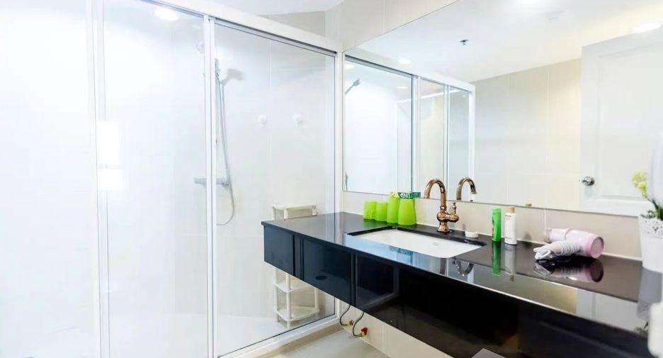 ขาย 2 ห้องนอน คอนโด ใน ห้วยขวาง, กรุงเทพฯ