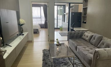 For sale 1 bed condo in Bangkok Noi, Bangkok