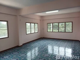 For sale 4 bedrooms retail Space in Mueang Suphanburi, Suphan Buri