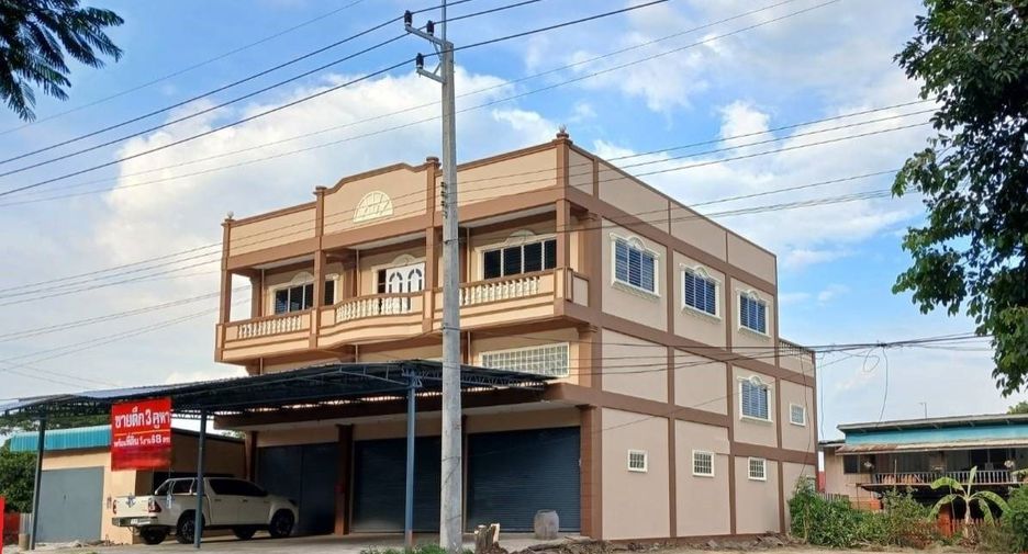 For sale 4 bedrooms retail Space in Mueang Suphanburi, Suphan Buri