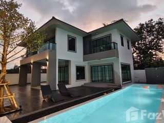 For sale 4 bedrooms villa in Mueang Rayong, Rayong