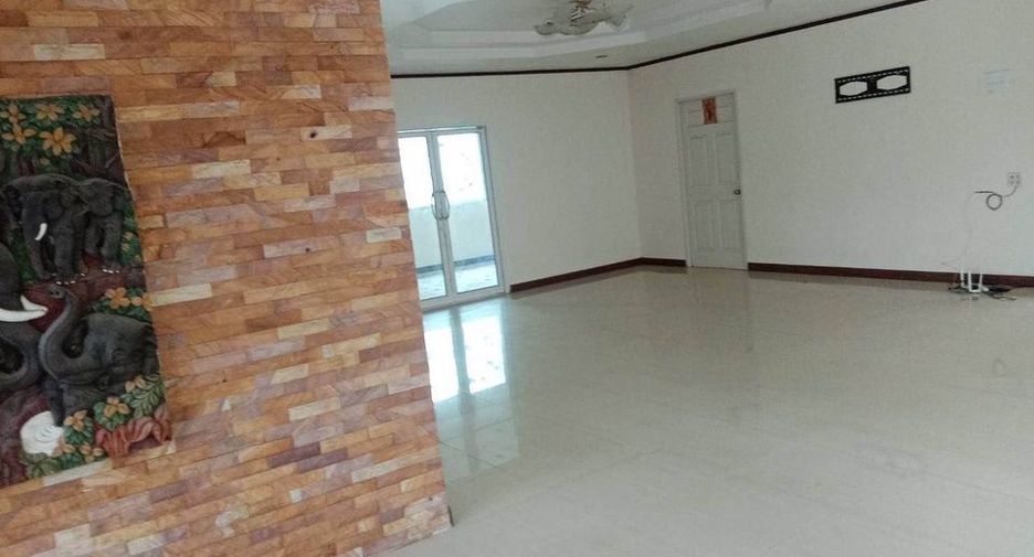 ขาย 4 ห้องนอน บ้านเดี่ยว ใน พานทอง, ชลบุรี