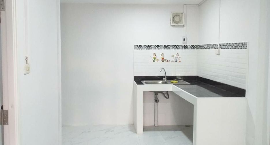 For sale 2 bedrooms townhouse in Sai Mai, Bangkok