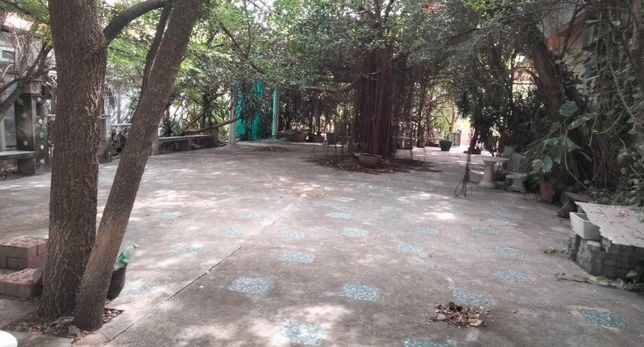 À vendre 4 chambres maison à Phutthamonthon, Nakhon Pathom