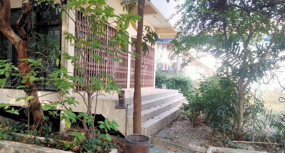 À vendre 4 chambres maison à Phutthamonthon, Nakhon Pathom