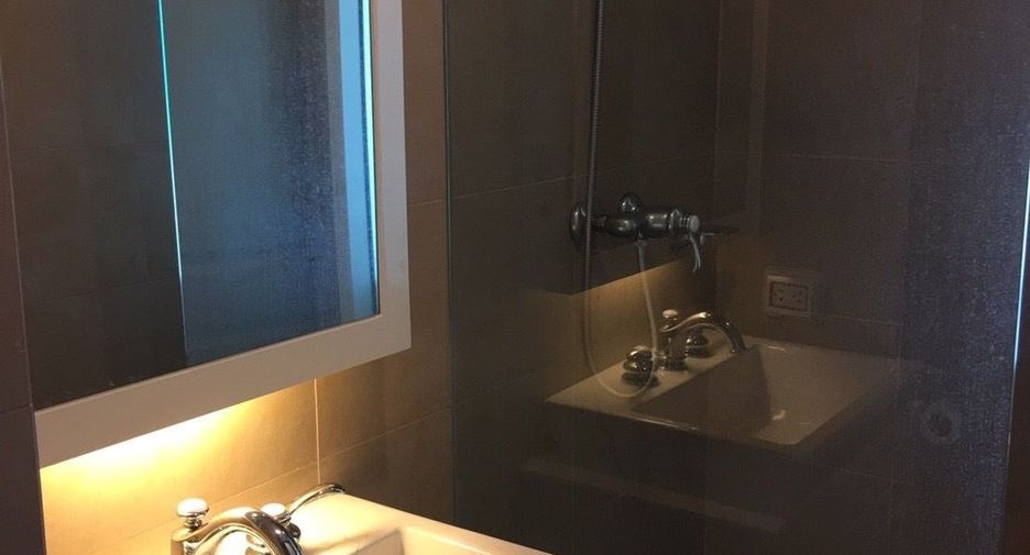 Condo en venta de 1 habitaciones en Khlong Toei, Bangkok