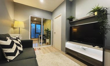 À vendre 1 chambre condo à Huai Khwang, Bangkok
