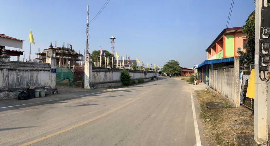 For sale 2 bedrooms retail Space in Nong Muang Khai, Phrae