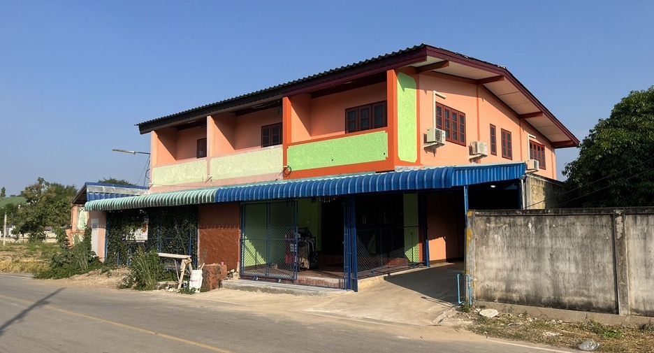 For sale 2 bedrooms retail Space in Nong Muang Khai, Phrae