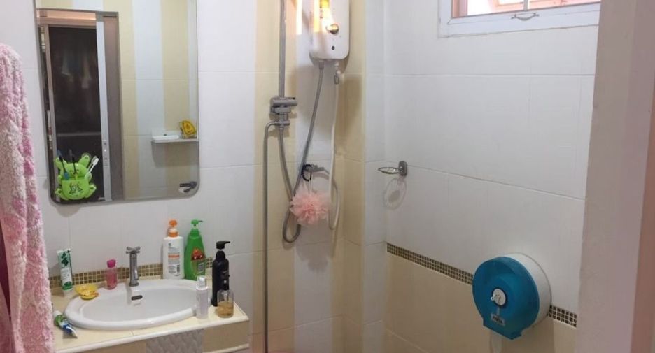 For sale 4 bedrooms house in Mueang Chiang Rai, Chiang Rai
