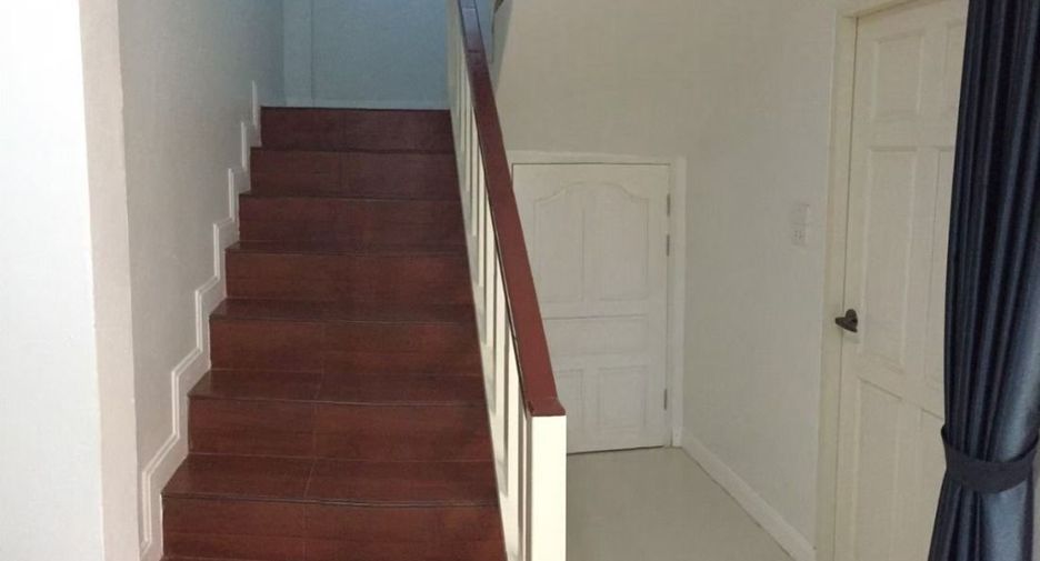 For sale 4 bedrooms house in Mueang Chiang Rai, Chiang Rai