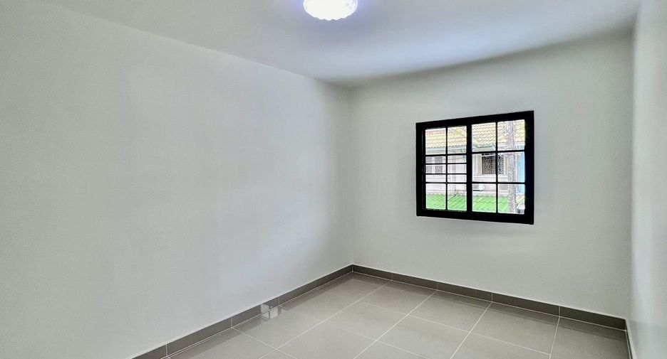 À vendre 3 chambres maison de ville à Khlong Luang, Pathum Thani