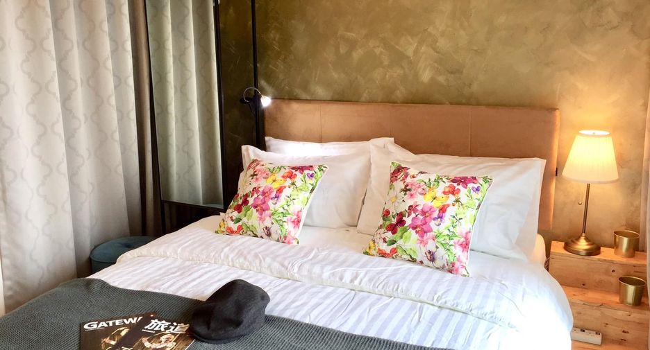 For sale 2 ベッドルーム condo in Khlong Toei, Bangkok