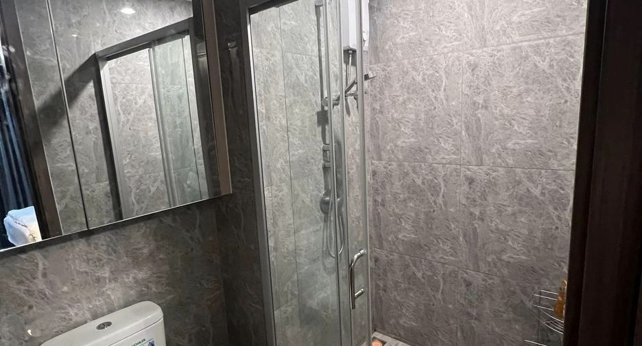 For sale 1 bed condo in Huai Khwang, Bangkok