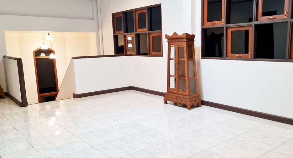 For sale 4 bedrooms house in Muang Nan, Nan