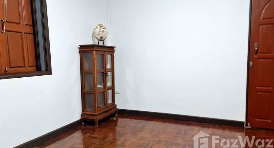 For sale 4 bedrooms house in Muang Nan, Nan