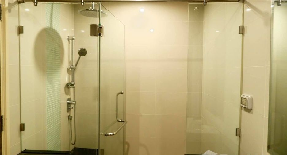 For sale and for rent 1 bed condo in Yan Nawa, Bangkok