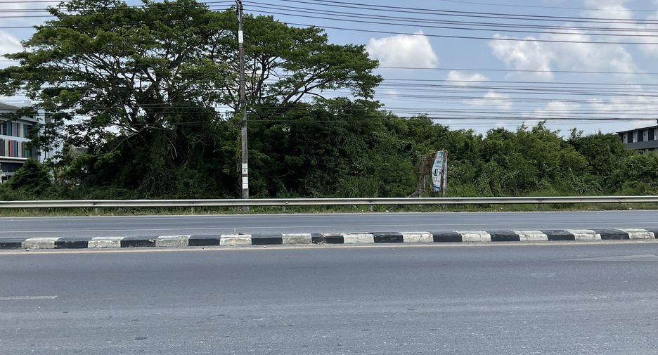 Grundstück zum Kauf in Phra Phrom, Nakhon Si Thammarat