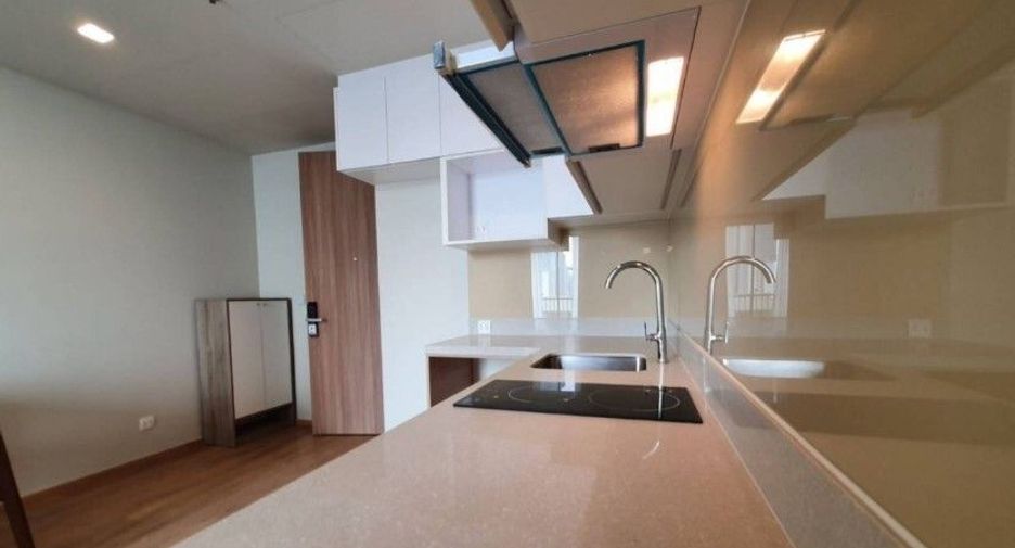 For sale 2 bedrooms condo in Watthana, Bangkok