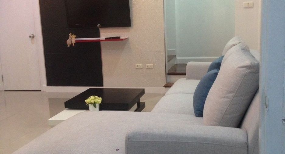 For sale and for rent 4 bedrooms townhouse in Prawet, Bangkok
