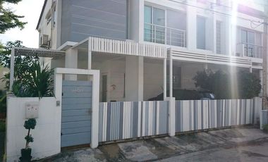 For sale and for rent 4 bedrooms townhouse in Prawet, Bangkok