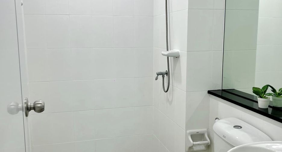 For sale 1 bed condo in Thanyaburi, Pathum Thani