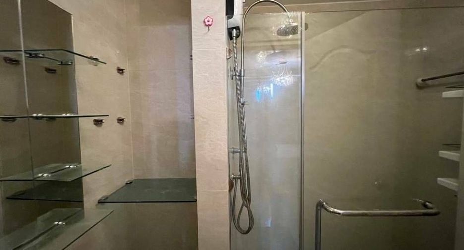 For sale 1 bed condo in Chatuchak, Bangkok