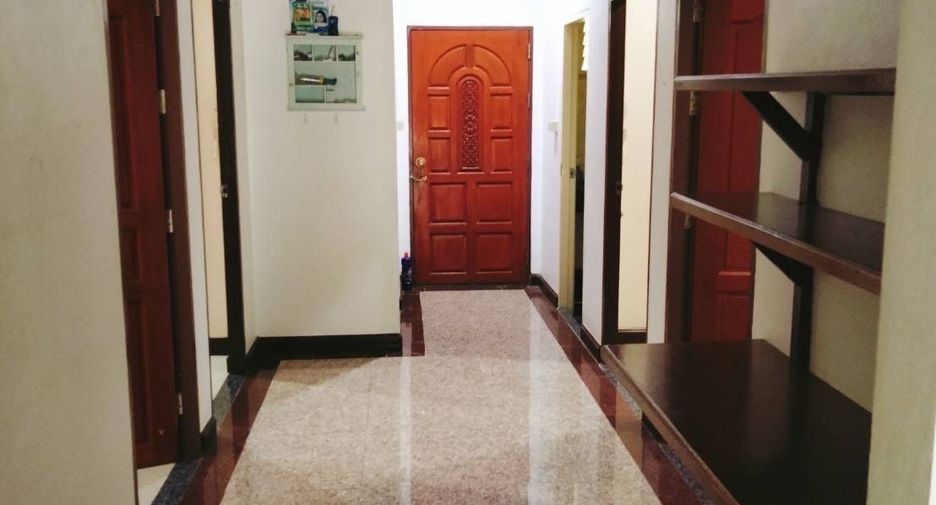 For sale 6 bedrooms house in Kaeng Khoi, Saraburi