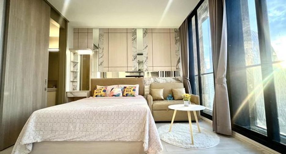 Продажа 1 кровать кондо в Патхум Щан, Бангкок