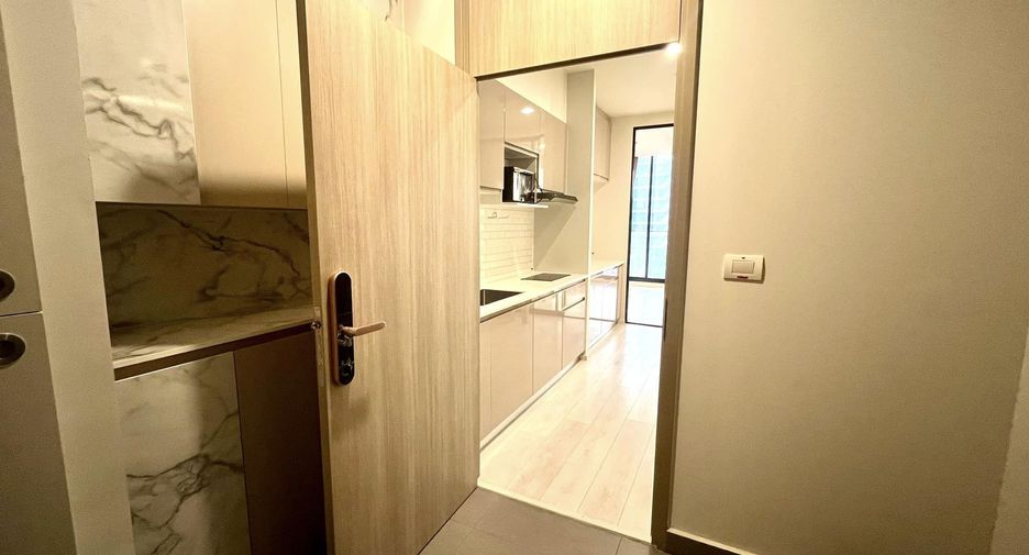 Продажа 1 кровать кондо в Патхум Щан, Бангкок