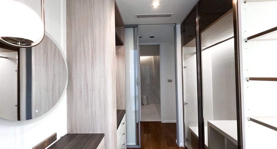 À vendre 2 chambres condo à Sathon, Bangkok