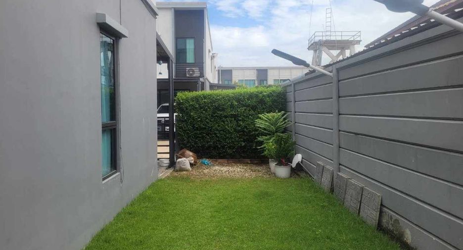 For sale 3 bedrooms townhouse in Pak Kret, Nonthaburi
