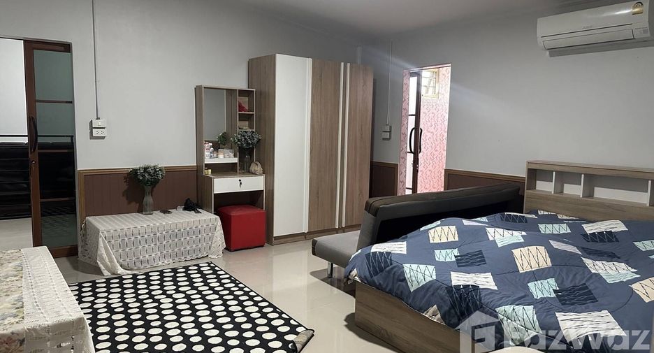 For sale 5 bedrooms house in Sai Noi, Nonthaburi