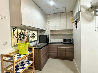 Casa adosada en venta de 3 habitaciones en Bueng Kum, Bangkok