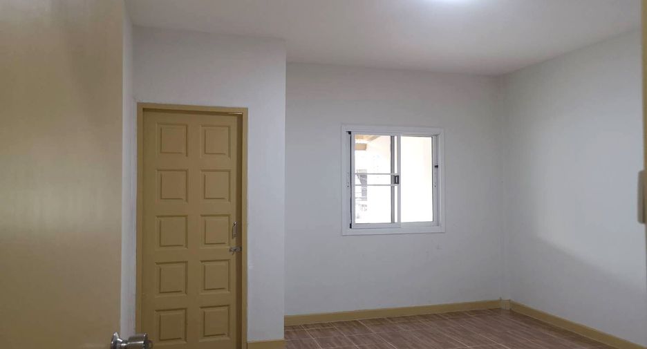 For sale 2 bedrooms townhouse in Lam Luk Ka, Pathum Thani