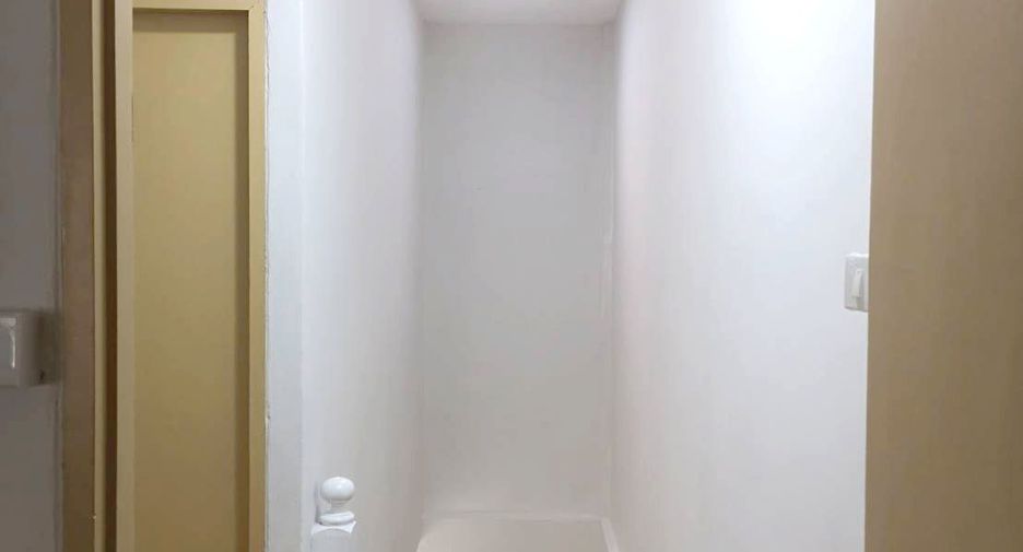 For sale 2 bedrooms townhouse in Lam Luk Ka, Pathum Thani
