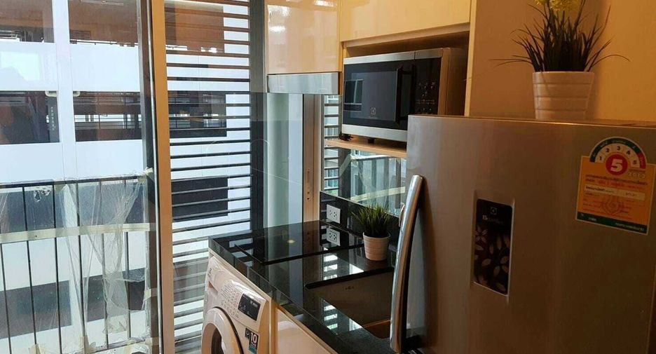 À vendre studio condo à Bang Na, Bangkok