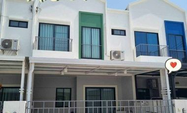 Продажа 3 спальни дом в Mueang Chon Buri, Чонбури