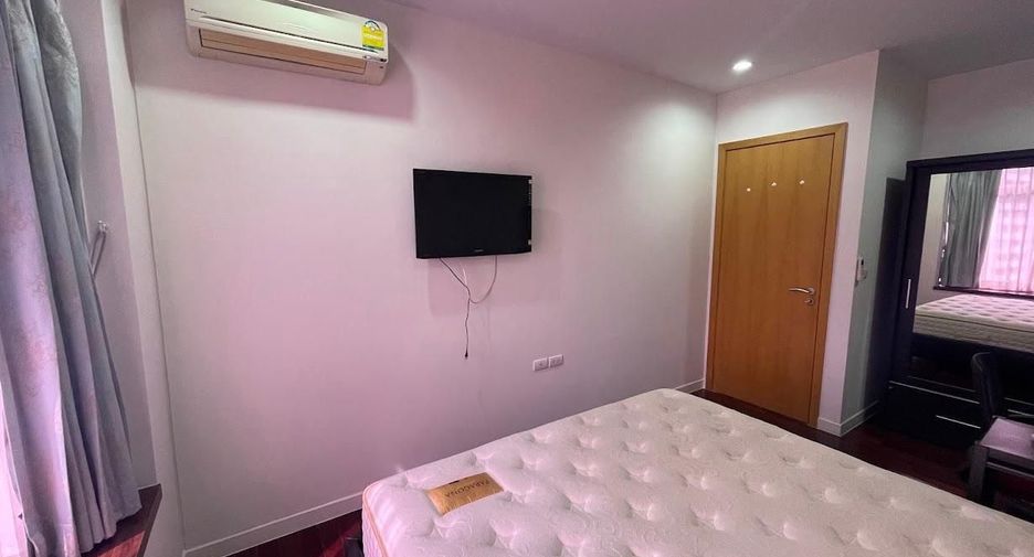 For sale and for rent 1 bed condo in Watthana, Bangkok