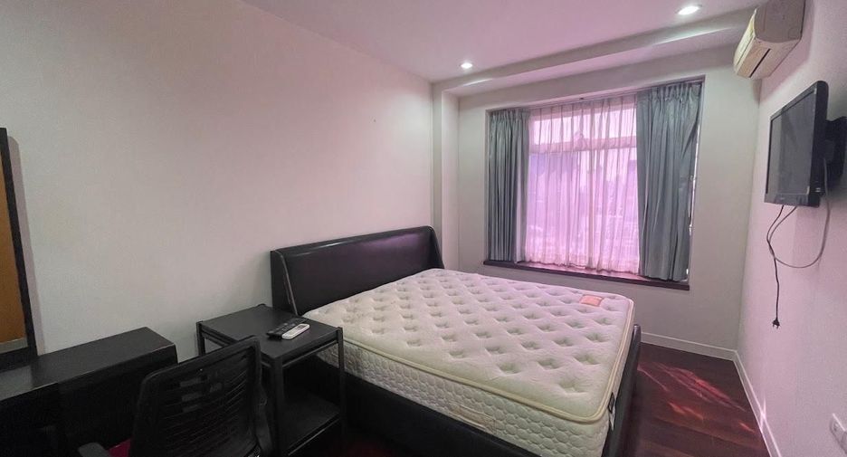 For sale and for rent 1 bed condo in Watthana, Bangkok