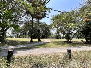 Terreno en venta en Bang Phli, Samut Prakan