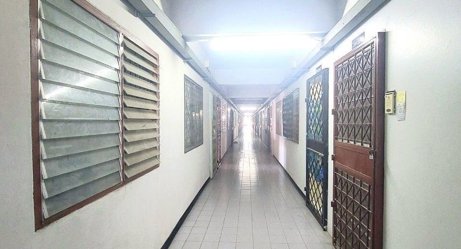 À vendre studio condo à Mueang Pathum Thani, Pathum Thani
