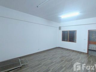 出售 公寓 公寓 在 Mueang Pathum Thani, Pathum Thani