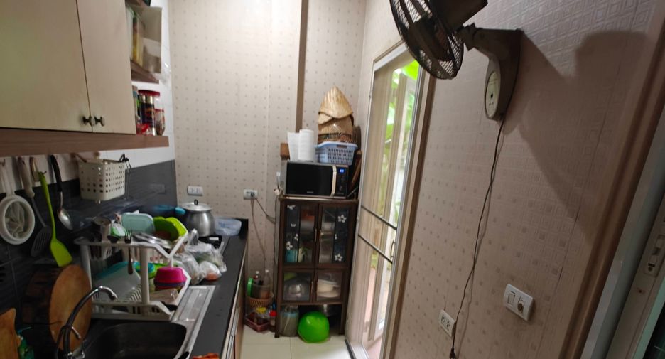 Haus zum Kauf mit 6 Zimmer in Prawet, Bangkok
