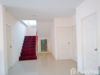 À vendre 5 chambres maison à Phutthamonthon, Nakhon Pathom