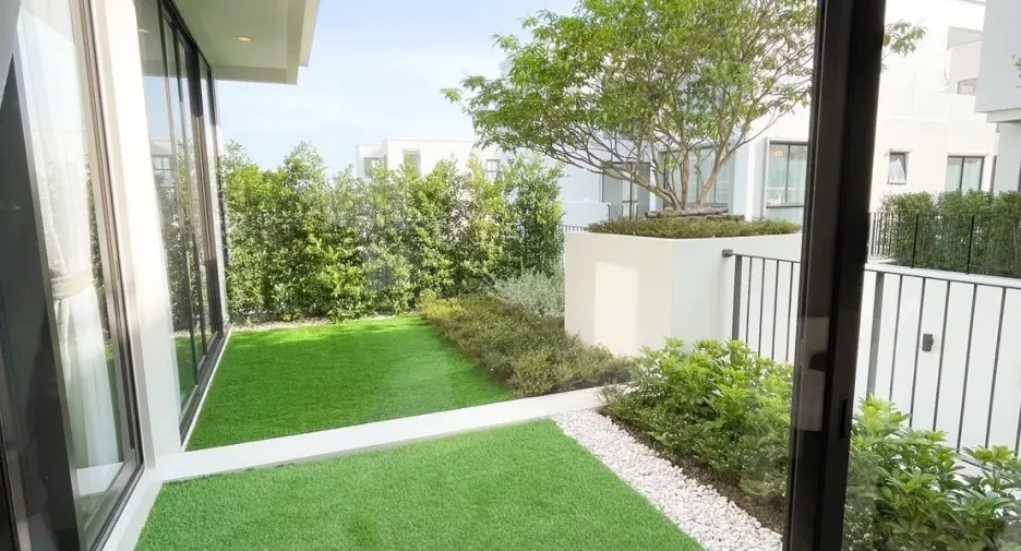 For sale 5 bedrooms house in Lat Krabang, Bangkok
