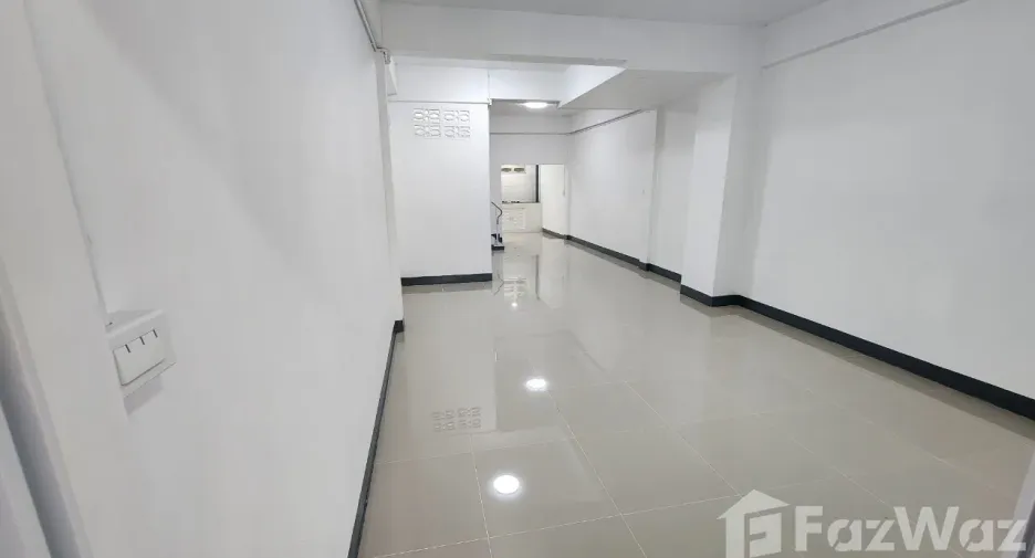 À vendre 2 chambres maison à Mueang Nakhon Ratchasima, Nakhon Ratchasima