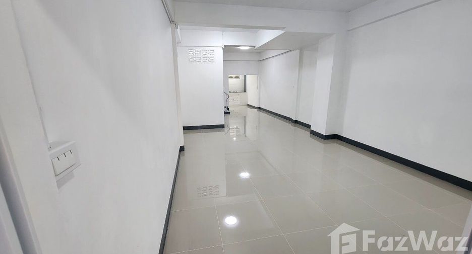 À vendre 2 chambres maison à Mueang Nakhon Ratchasima, Nakhon Ratchasima
