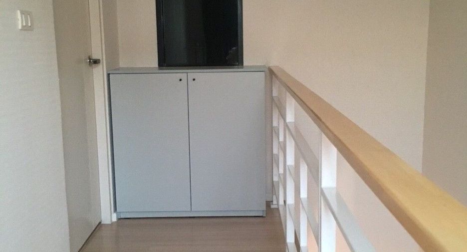 For sale 3 bedrooms townhouse in Bang Khun Thian, Bangkok